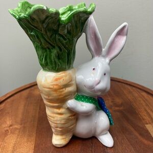 Omnibus Japan Ceramic Bunny vase